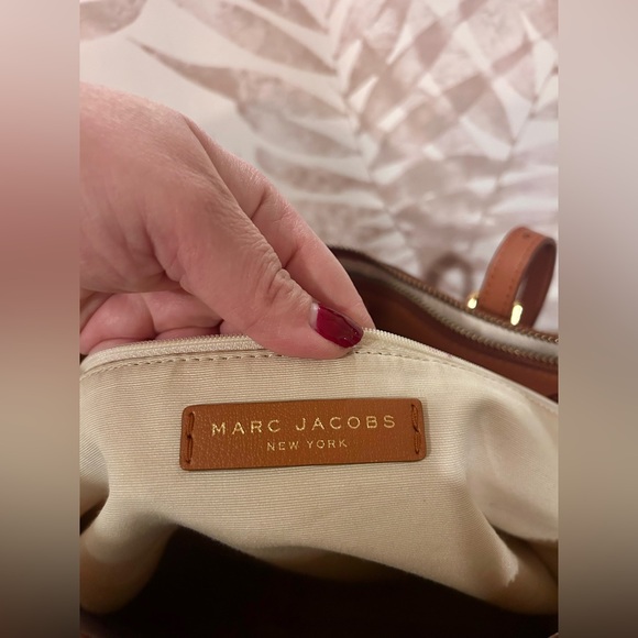 Marc Jacobs Commuter Leather Tote - Picture 12 of 16
